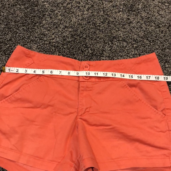 Coral shorts size 12 - Picture 6 of 8